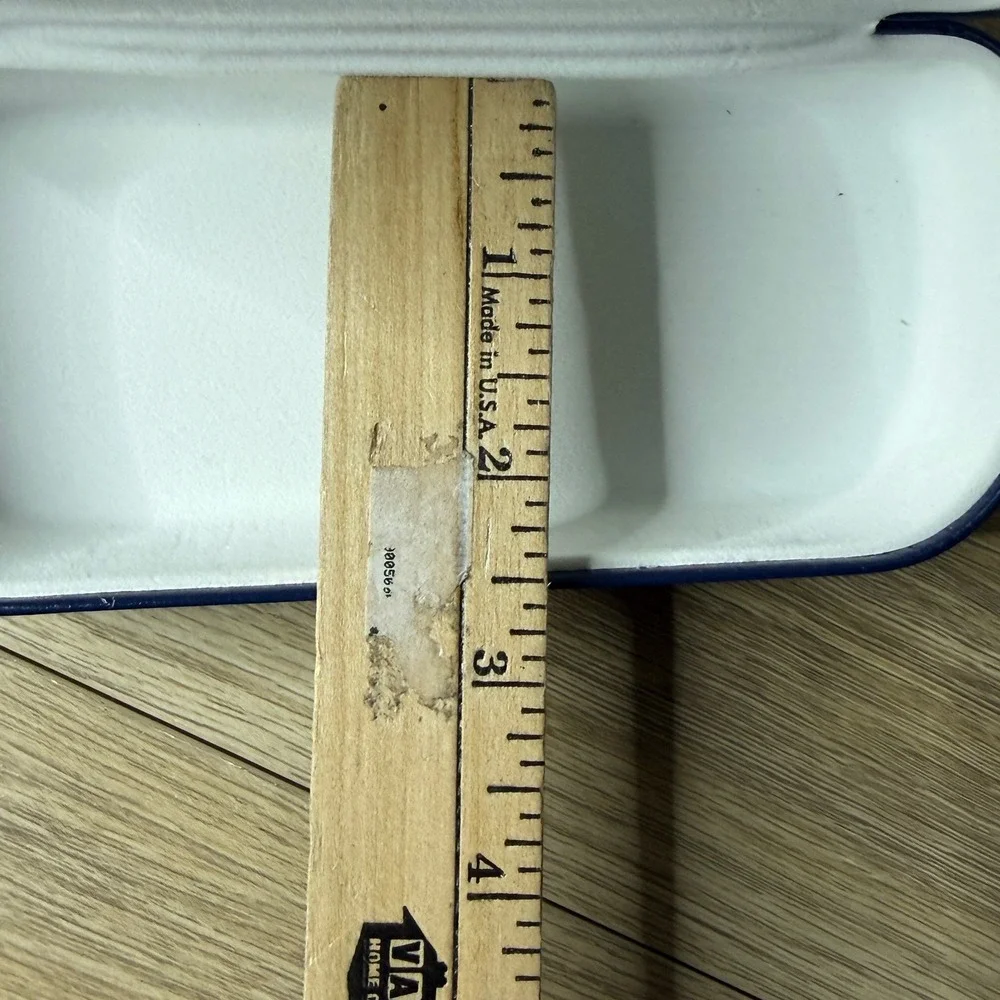 Lacoste‎ Navy Eyeglass Case Clamshell Sunglasses Holder Preppy Minimalist Luxe